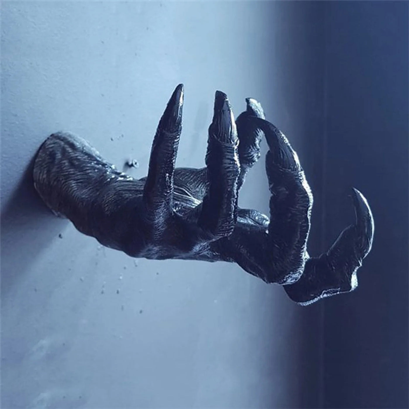 Witch's Demon Hand Wall Hanging – Resin Retro Art Sculpture for Aesthetic Home Decor - Ikimsoft